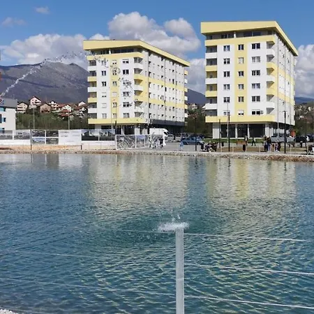 33 Apartmán